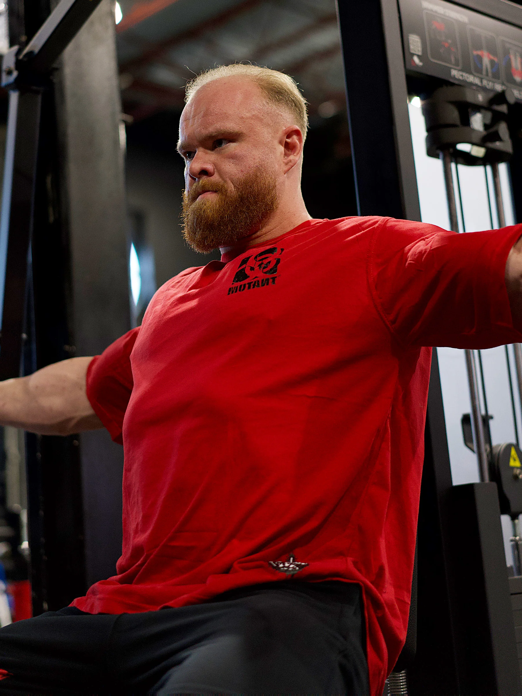 MUTANT® BORN HARDCORE BOLD OVERSIZED GYM T-SHIRT (RED) - Image 7