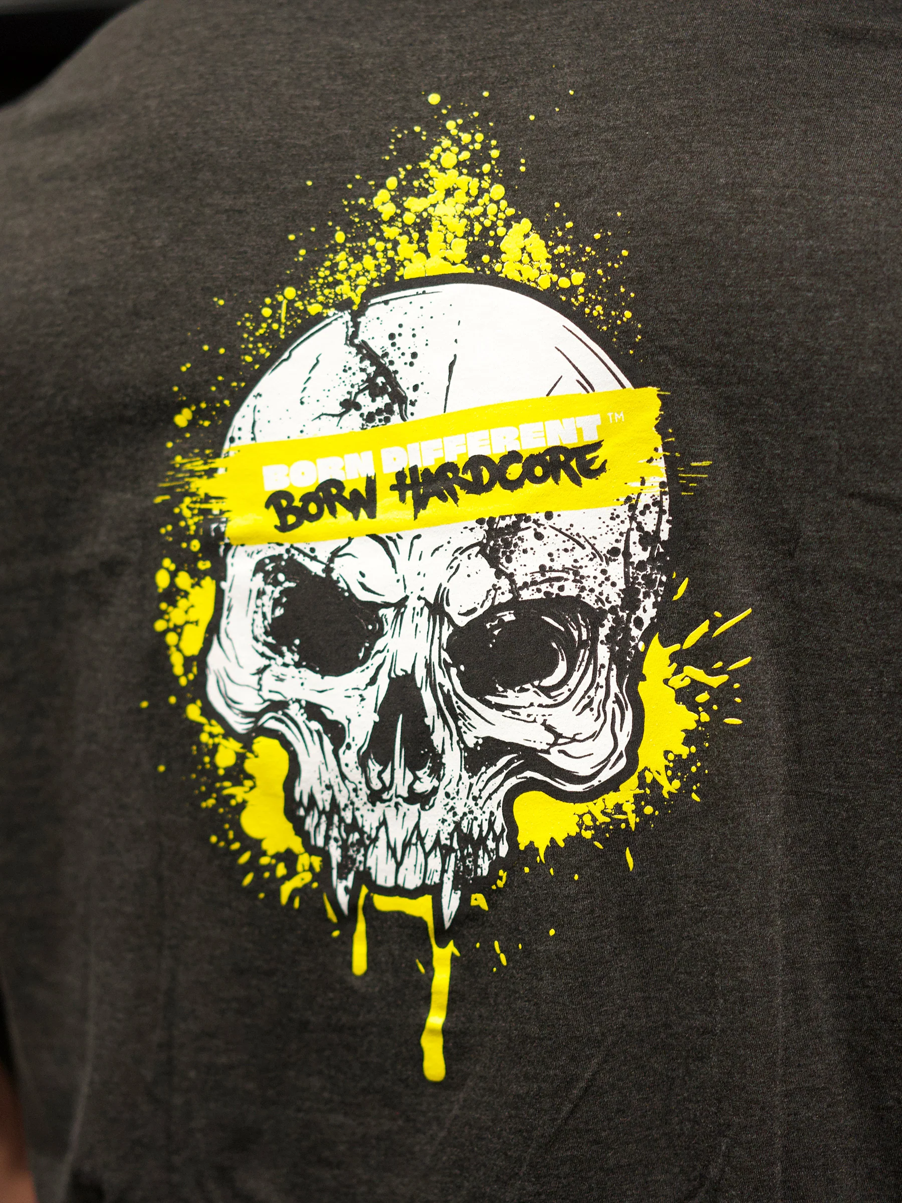 MUTANT® BORN HARDCORE SKULL GYM T-SHIRT (GREY) - Image 6